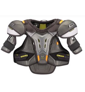 CCM Tacks XF Pro shoulder pads